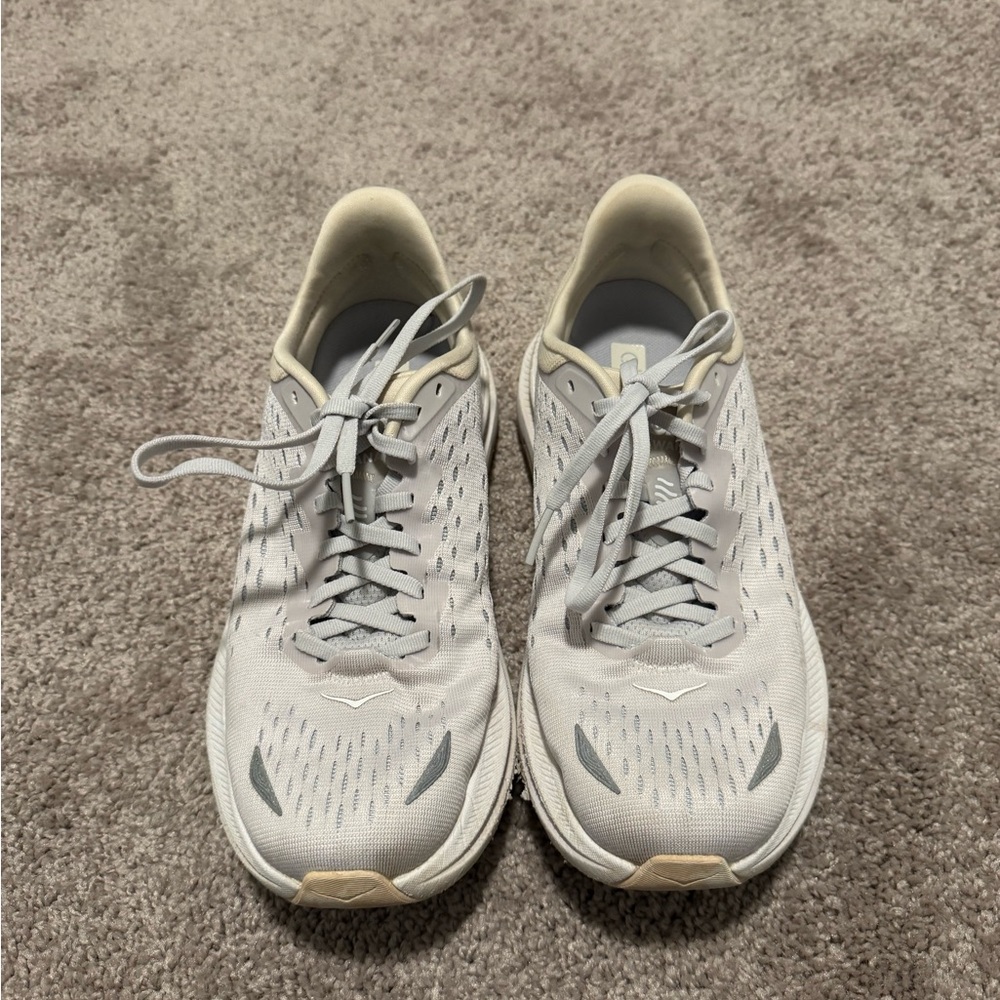 Hoka Kawana Nimbus Cloud / Ice Flower Size 8